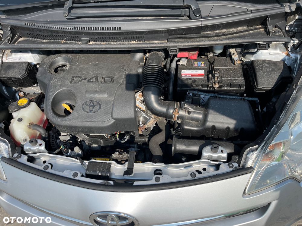Toyota Verso S 1.4 D-4D - 17