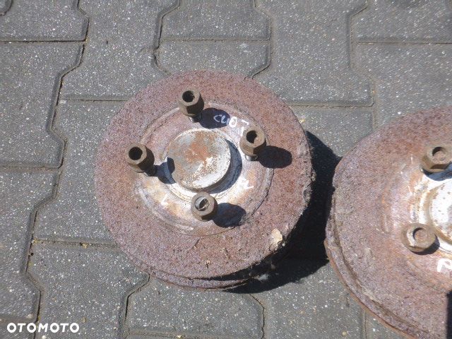 PIASTA PIASTY TYŁ NA PRZYCZEPKĘ KOMPLET RENAULT 4X100 - 4