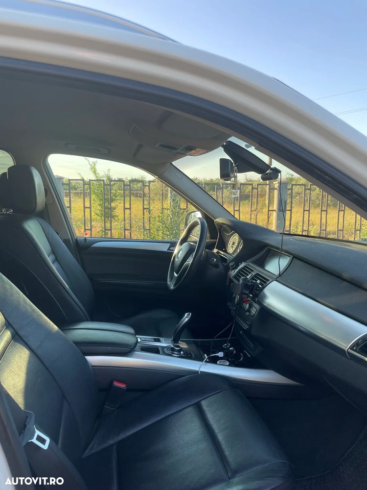 BMW X5 xDrive30d - 28