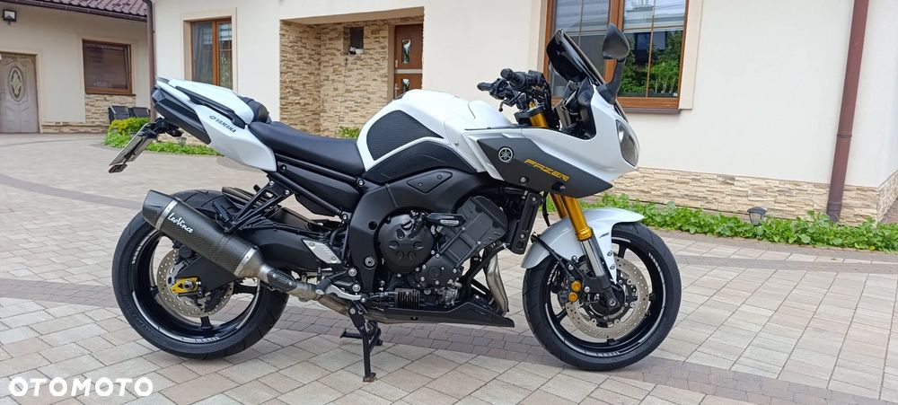 Yamaha FZ8 - 3