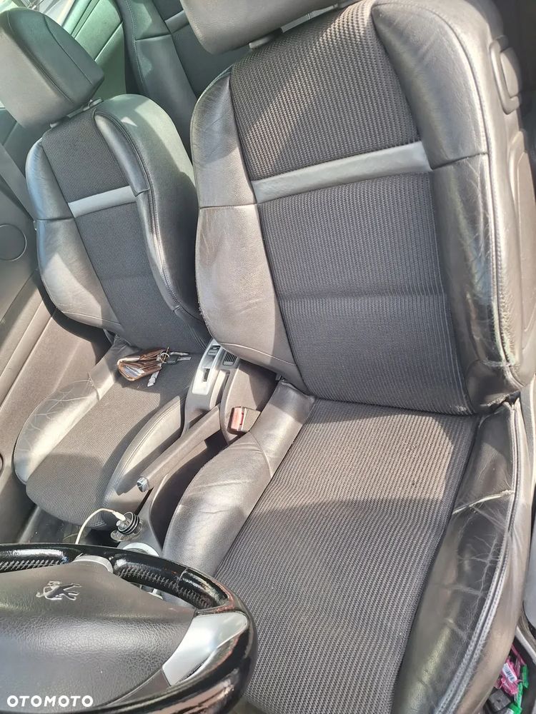 Peugeot 307 CC 2.0 - 15