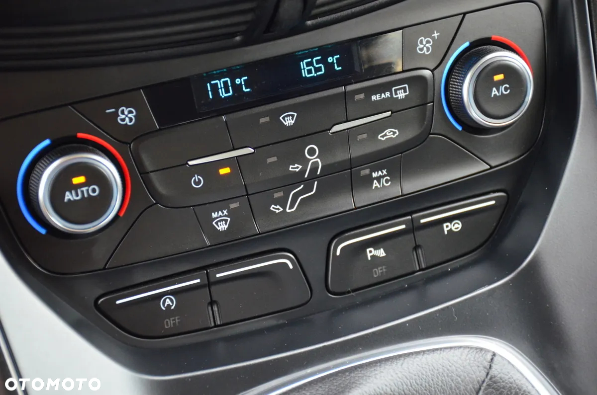 Ford Kuga 1.5 EcoBoost 2x4 Business Edition - 38