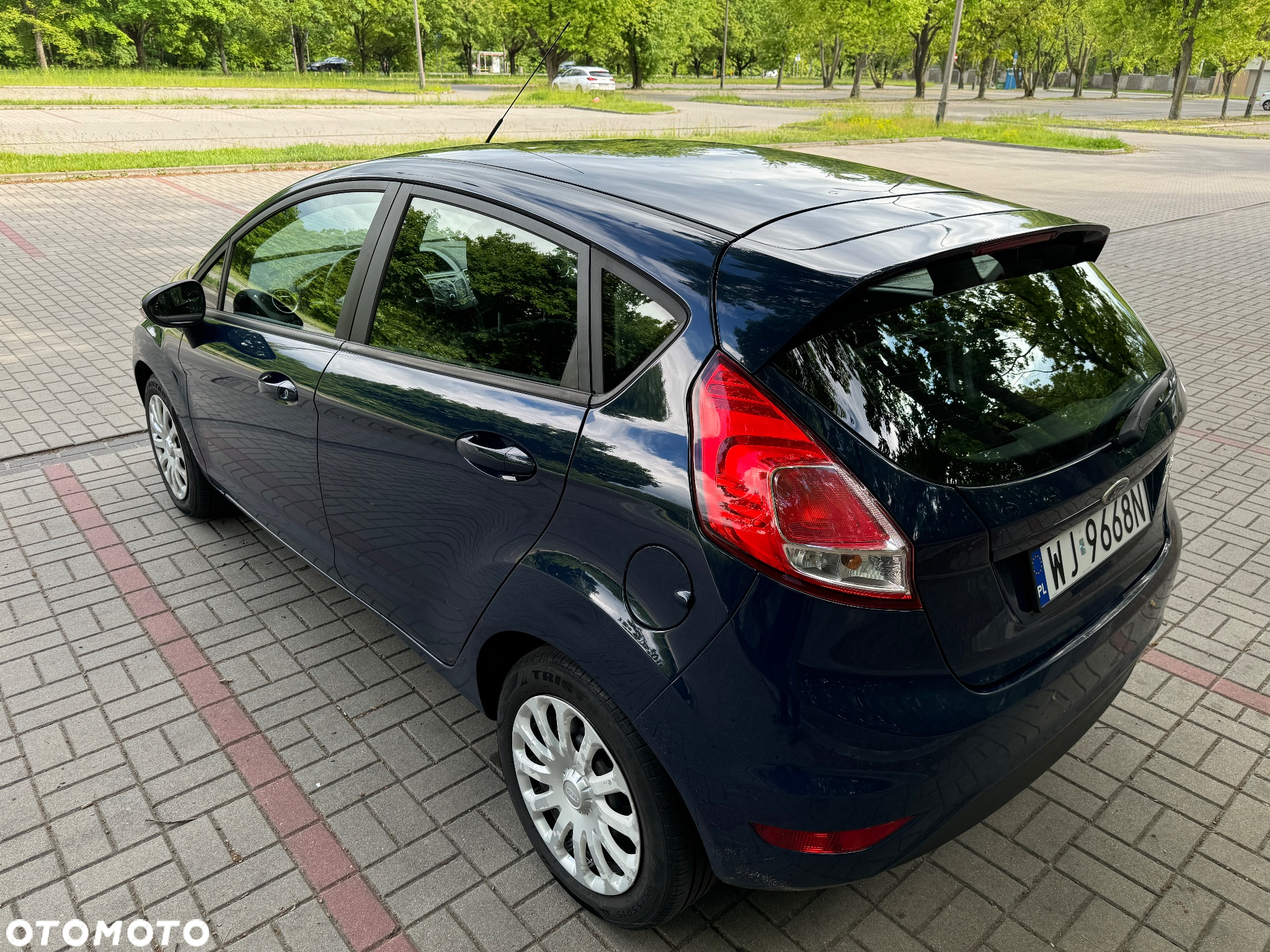 Ford Fiesta 1.4 Trend EU6 - 13