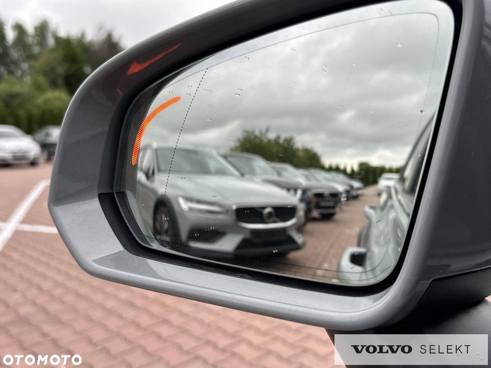 Volvo V60 Cross Country - 25