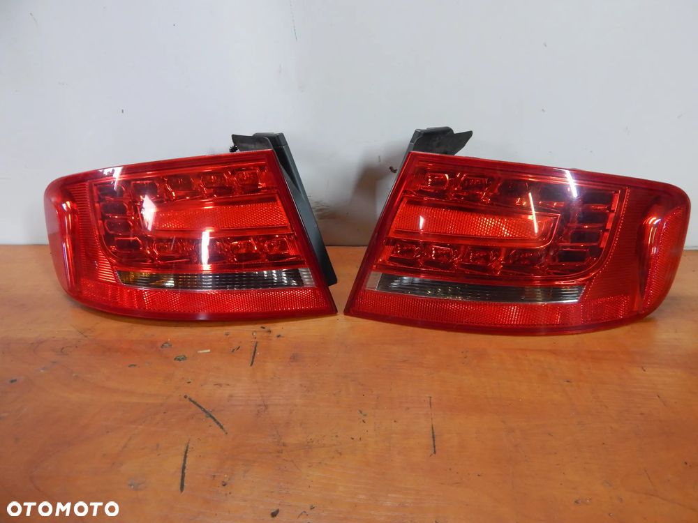 Lampa tył LED AUDI A4 s4 B8 08-15 Łuków części - 1