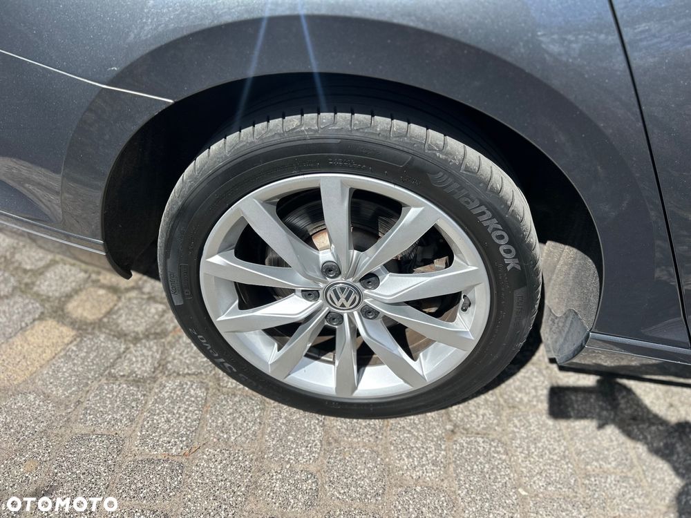 Volkswagen Passat Variant 2.0 TDI SCR DSG Comfortline - 13