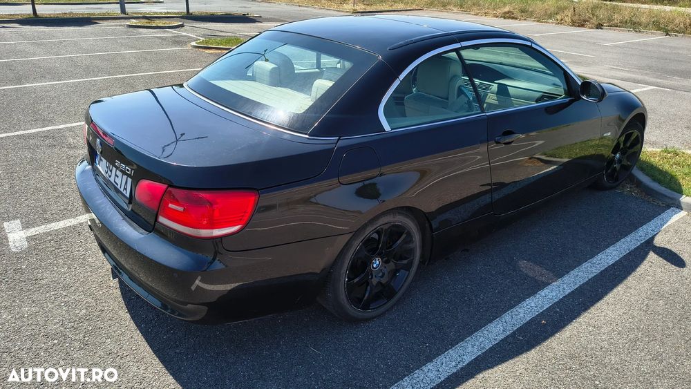 BMW Seria 3 320i Aut. - 27