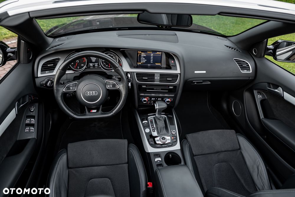 Audi A5 Cabrio - 23