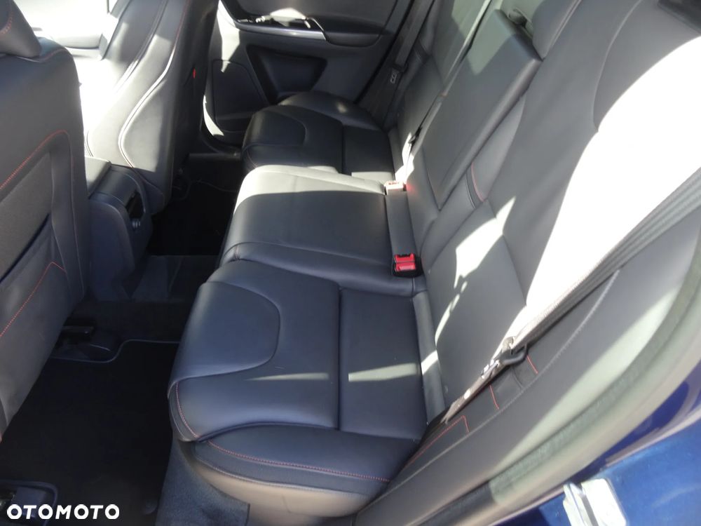 Volvo XC 60 D3 Geartronic Ocean Race - 12