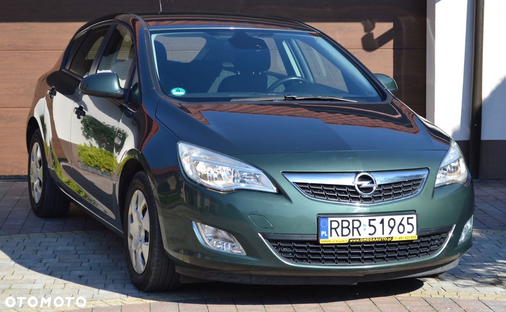 Opel Astra 1.4 T Enjoy - 2