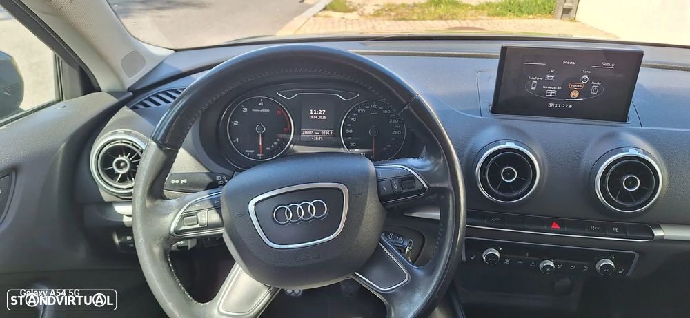 Audi A3 Sportback 1.6 TDI Attraction - 12