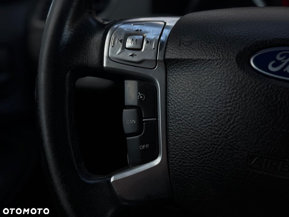 Ford Galaxy 2.0 Titanium - 23