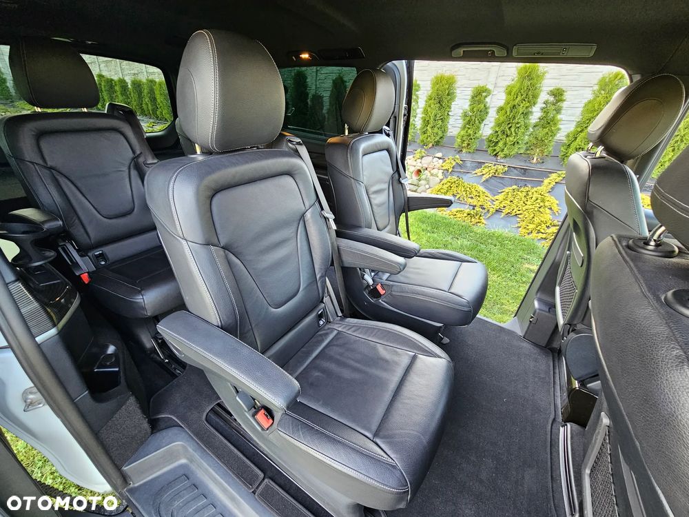 Mercedes-Benz Klasa V 300 d 9G-Tronic Exclusive (ekstra d³) - 16