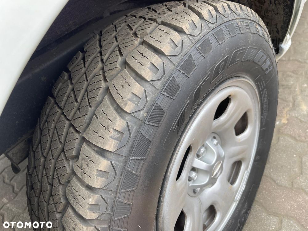 Nissan Pathfinder 2.5 DCi Comfort - 40