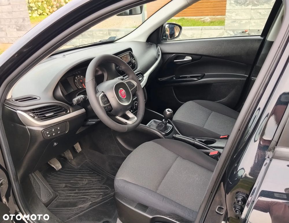 Fiat Tipo - 12