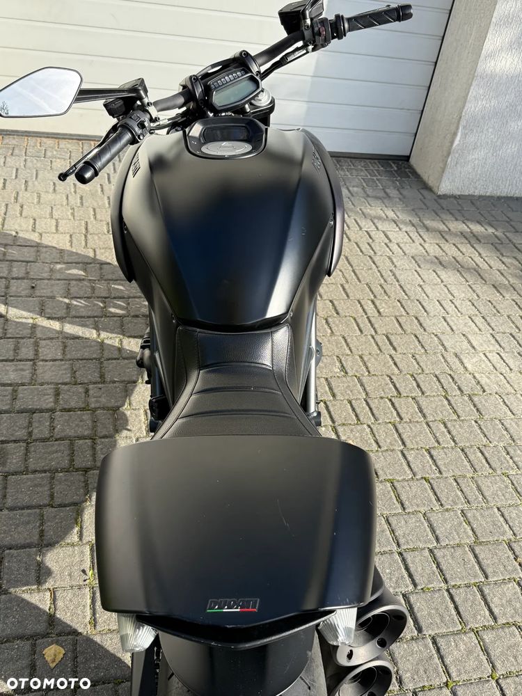 Ducati Diavel - 8