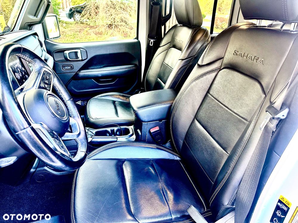 Jeep Wrangler Unlimited GME 2.0 Turbo Sahara - 8