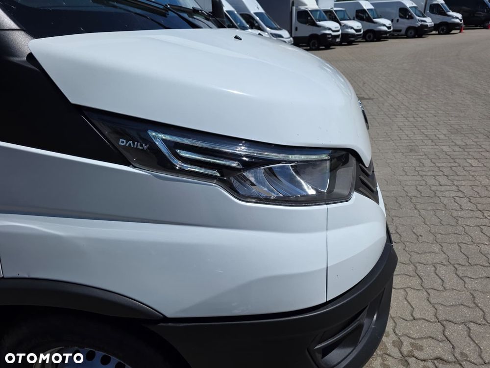 Iveco 35S18 10EP Międzynarodówka Podnoszony Dach Ledy Silnik 3L 180KM - 18