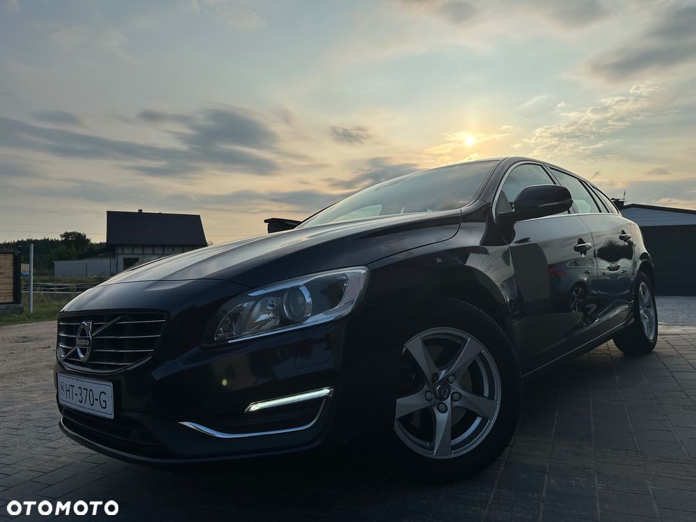 Volvo V60 D3 Geartronic Summum - 3