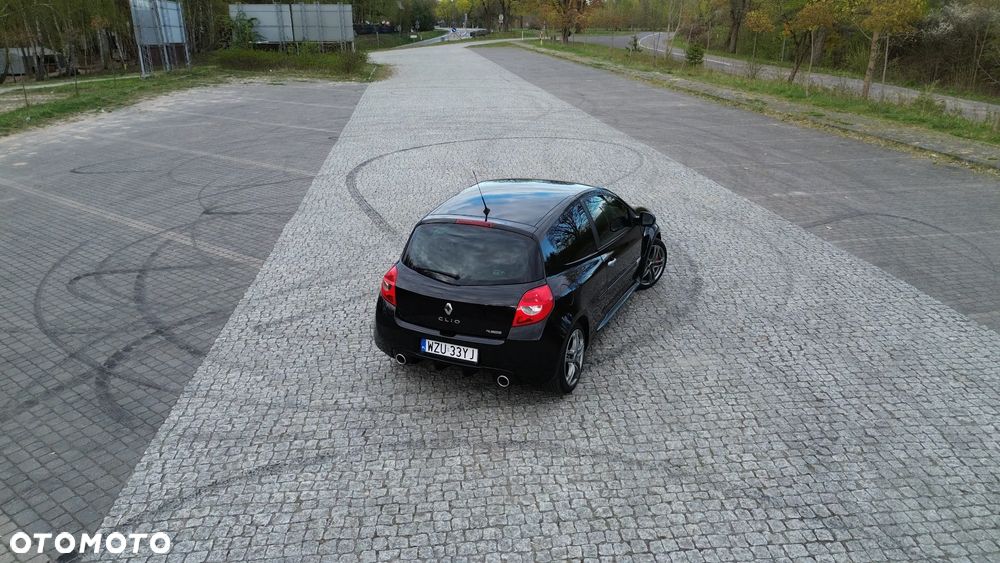 Renault Clio 2.0 16V Sport - 20