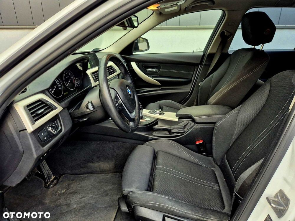 BMW Seria 3 320d - 18