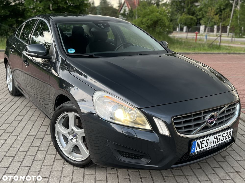 Volvo S60 - 1