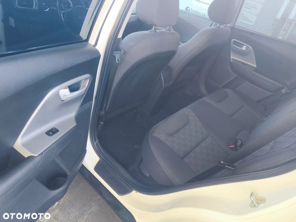 Kia Niro 1.6 GDI HEV 2WD OPF Edition 7 - 8