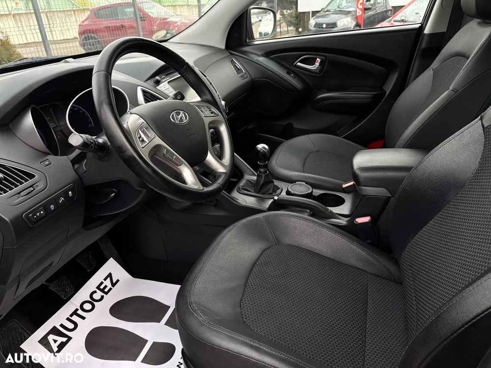 Hyundai ix35 1.7 CRDI 2WD blue Finale - 13