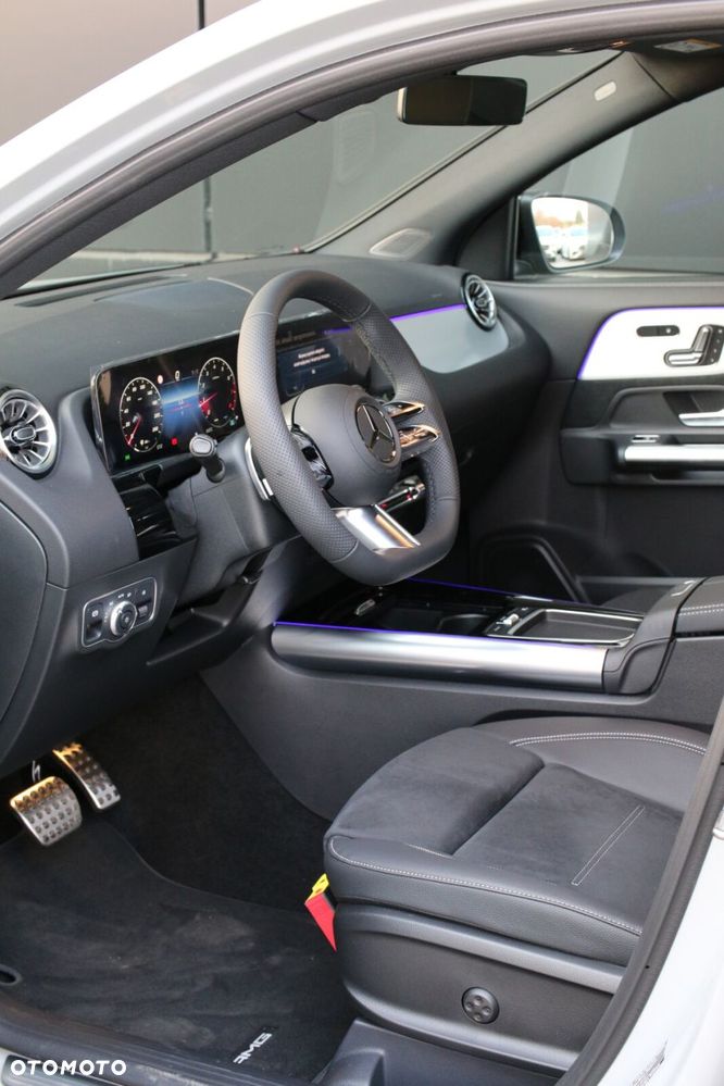 Mercedes-Benz GLA 200 mHEV AMG Line 7G-DCT - 19