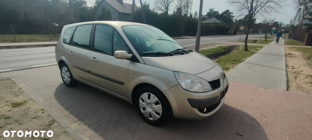 Renault Grand Scenic 1.6 16V Dynamique - 8