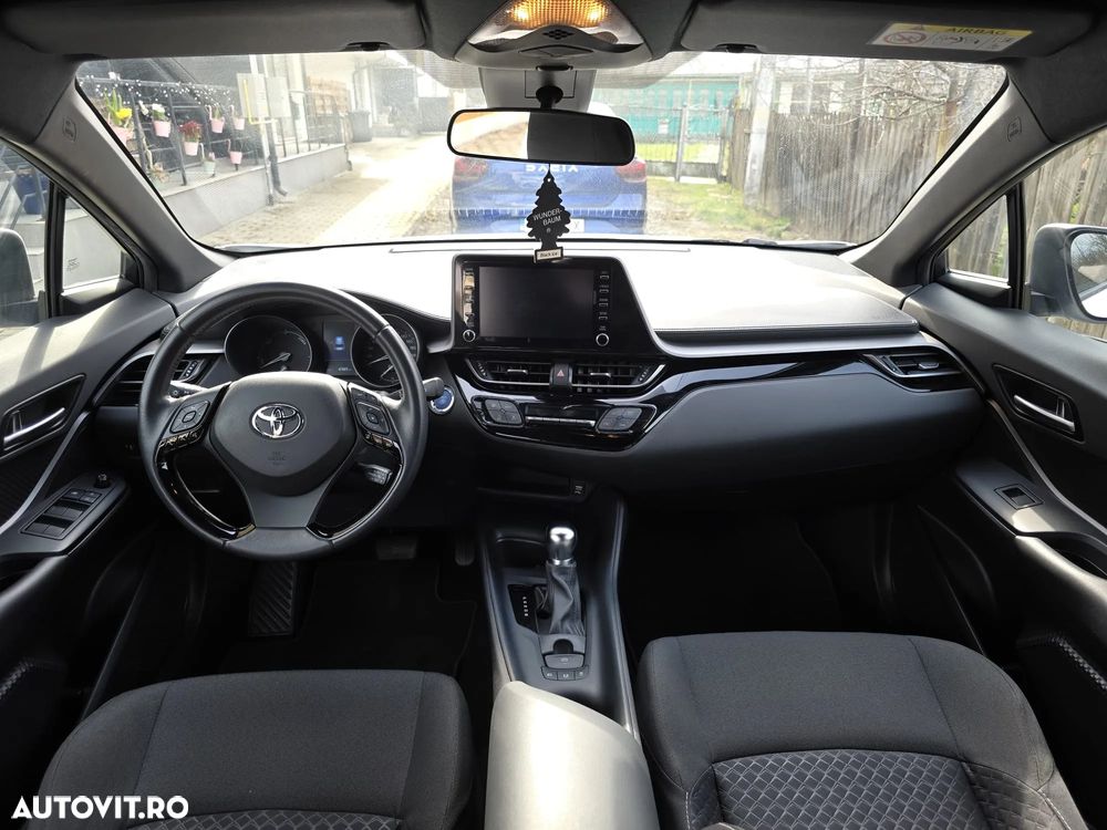 Toyota C-HR - 6