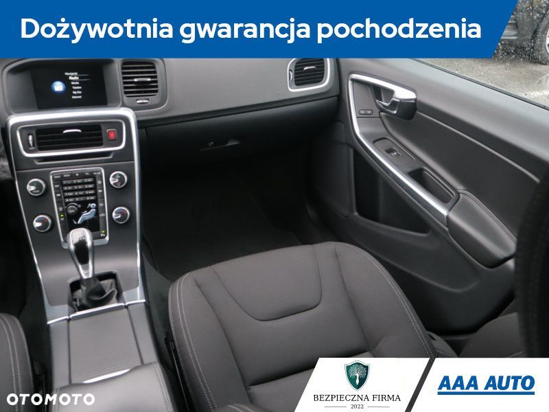 Volvo V60 - 10