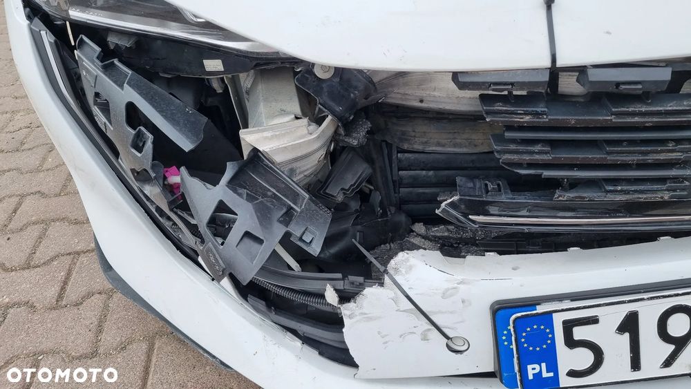 Peugeot 508 BlueHDi 160 EAT8 Allure Business-Paket - 34