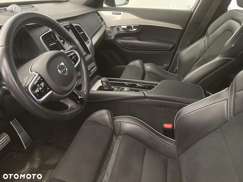 Volvo XC 90 B5 D AWD R-Design 7os - 12