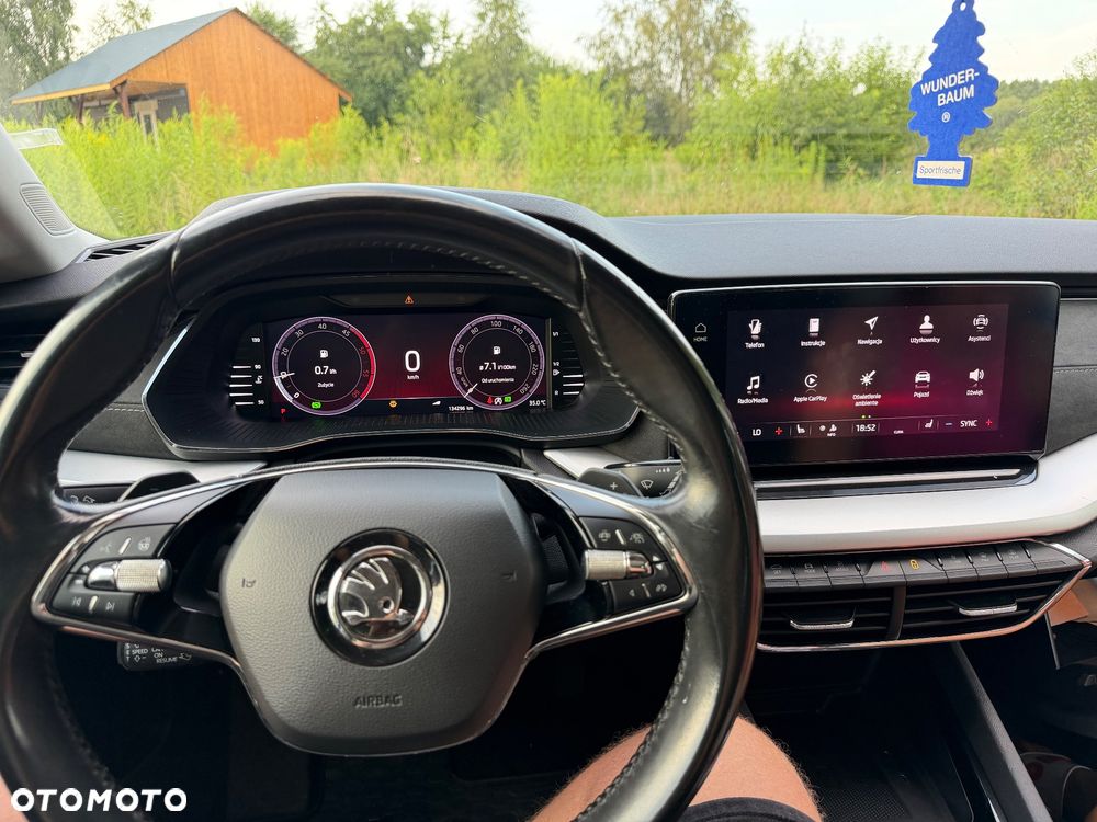 Skoda Octavia 2.0 TDI DSG Exclusive Plus - 10