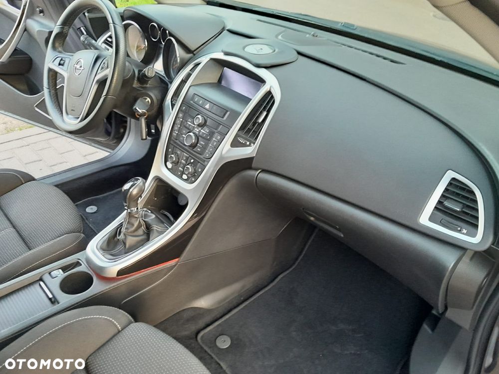 Opel Astra - 24