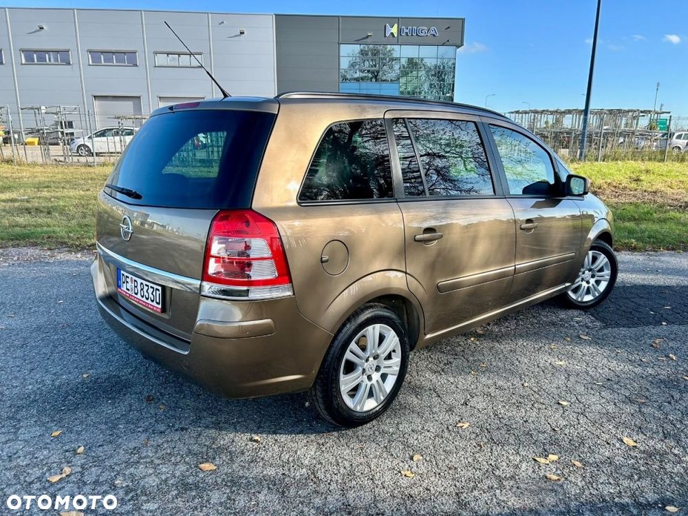 Opel Zafira - 30