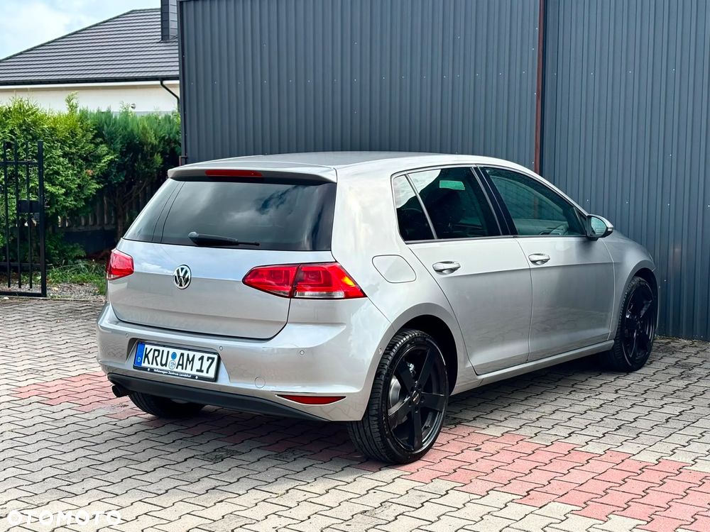 Volkswagen Golf 1.6 TDI SCR IQ.DRIVE - 10