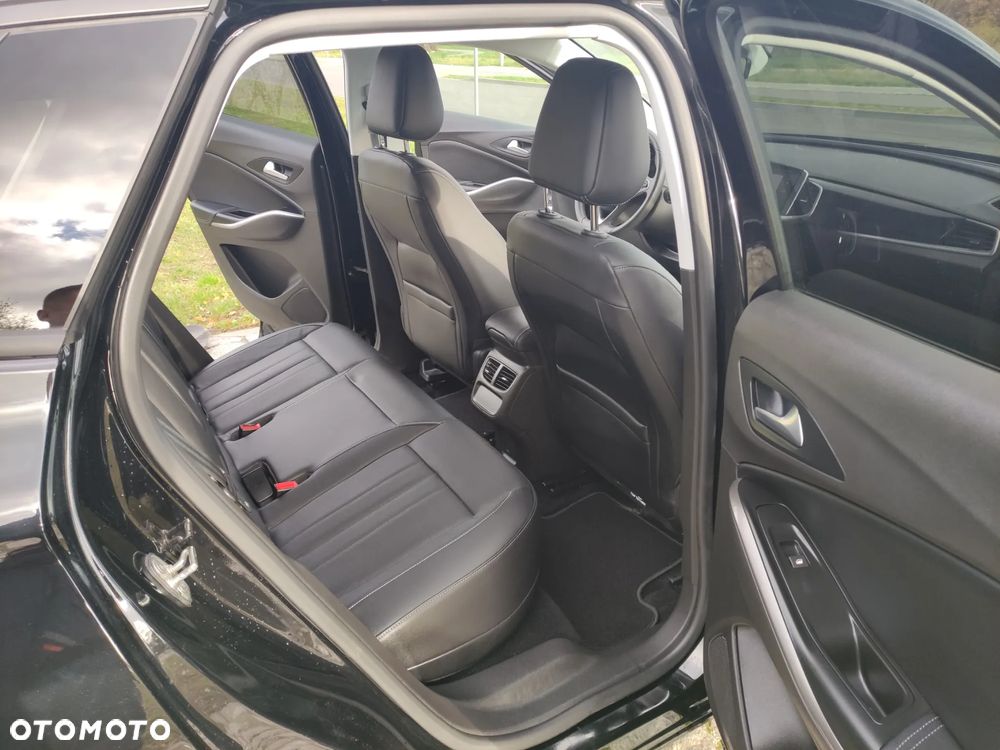 Opel Grandland 1.6 T PHEV 4x4 Ultimate - 13