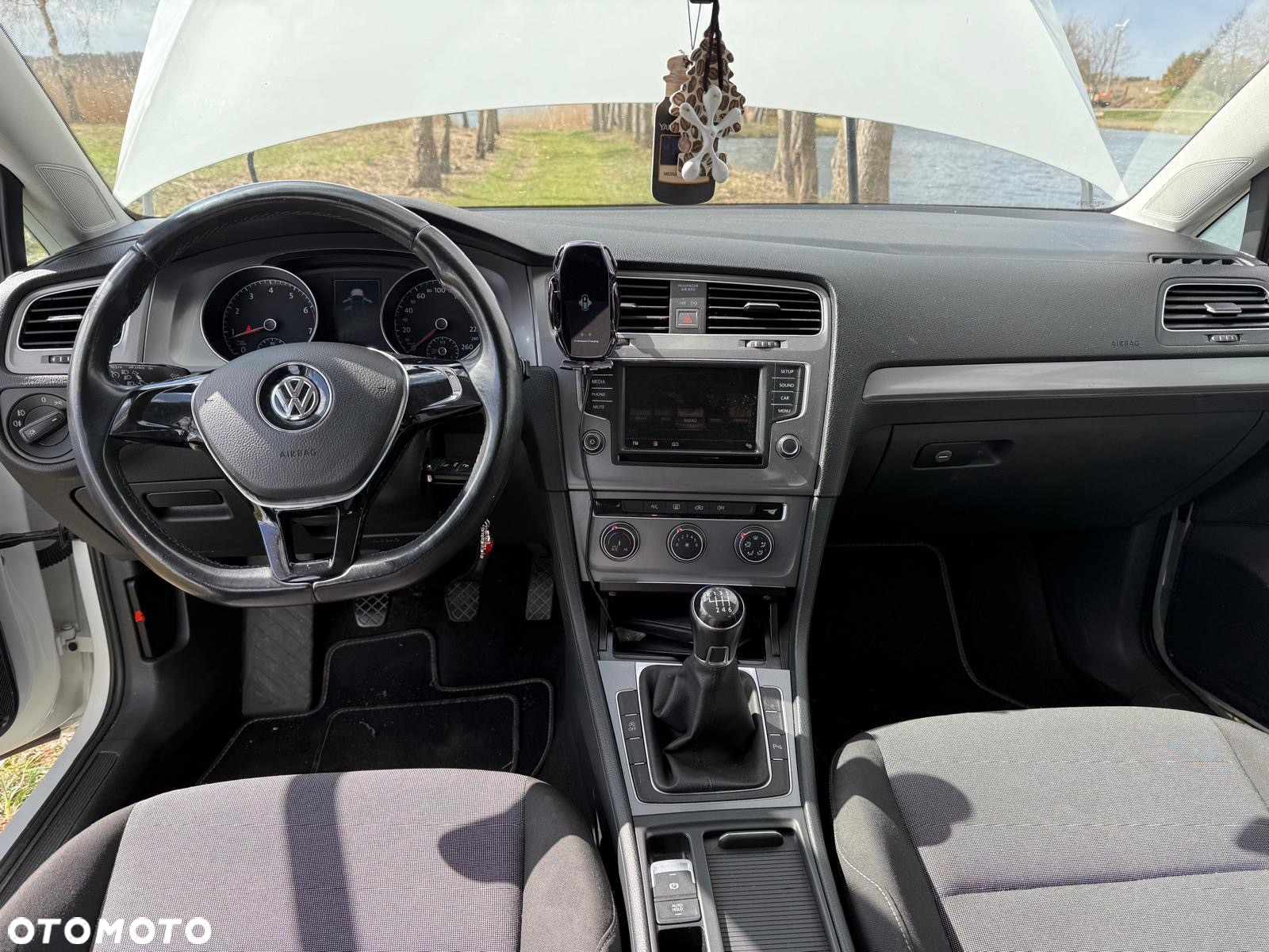 Volkswagen Golf 1.2 TSI BlueMotion Technology Comfortline - 5
