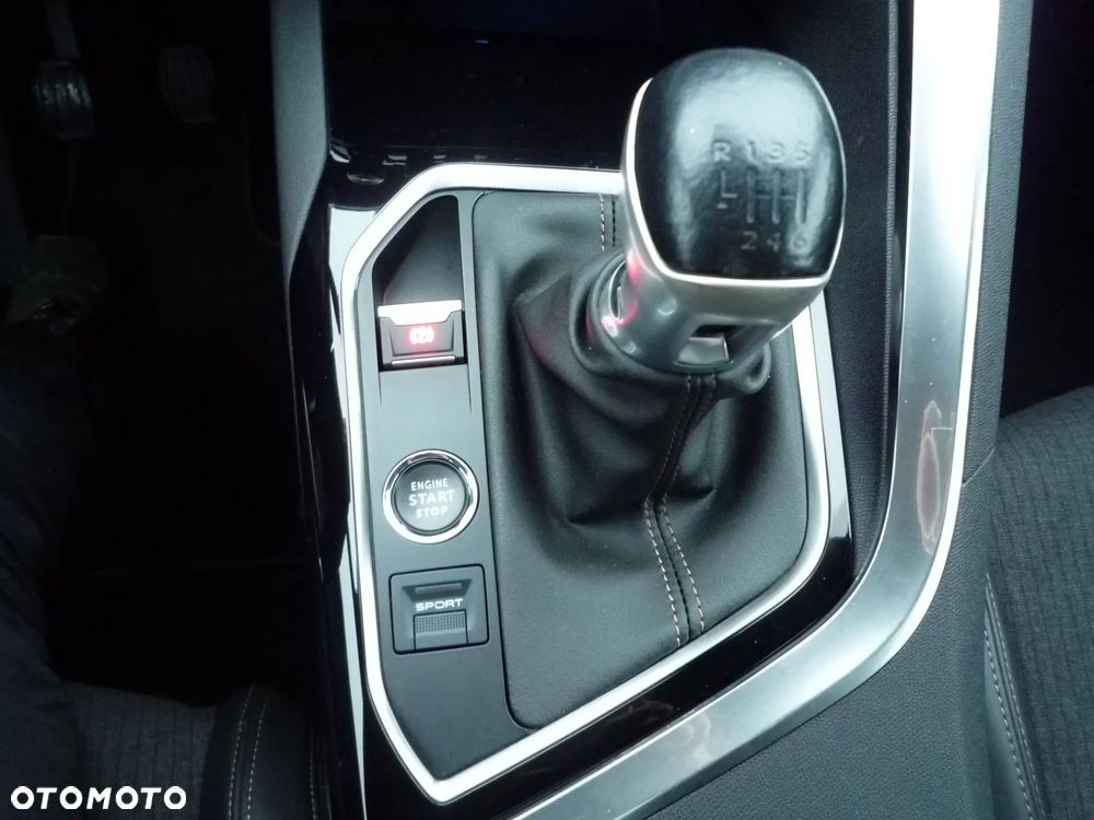 Peugeot 5008 1.5 BlueHDi GT S&S - 33