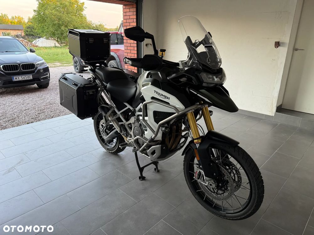 Triumph Tiger - 2