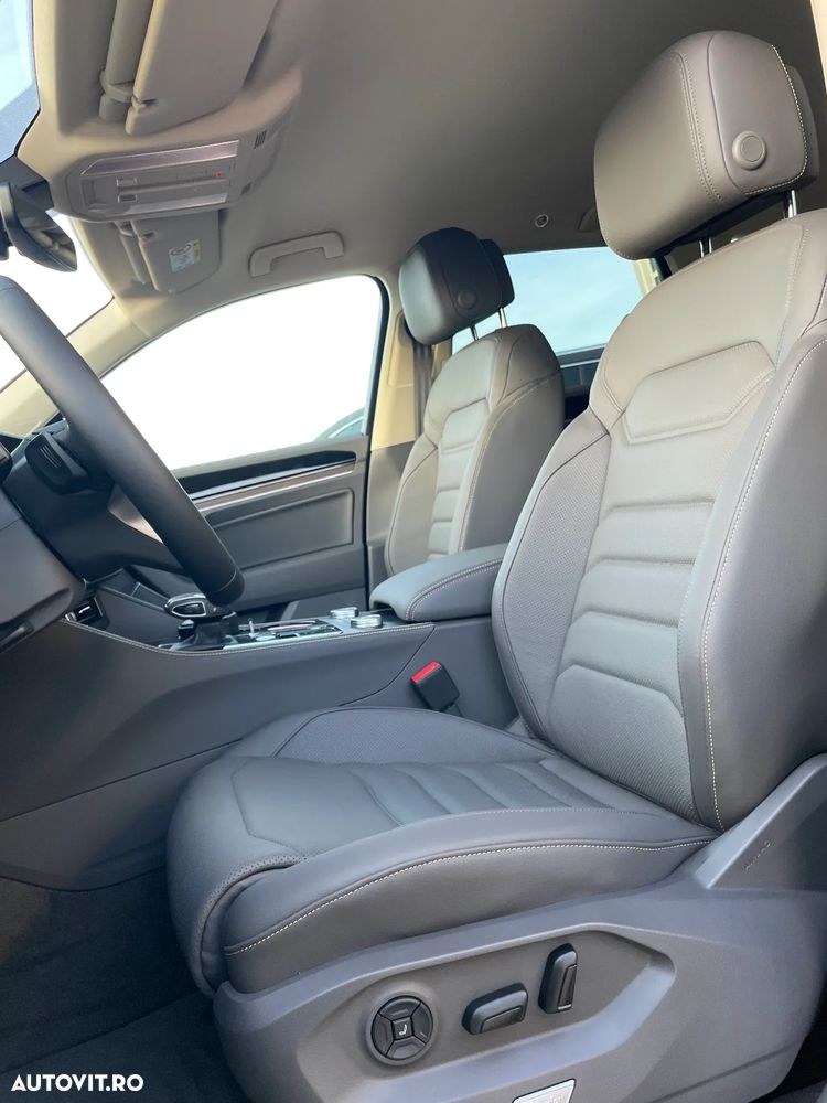 Volkswagen Touareg V6 TDI Elegance - 12