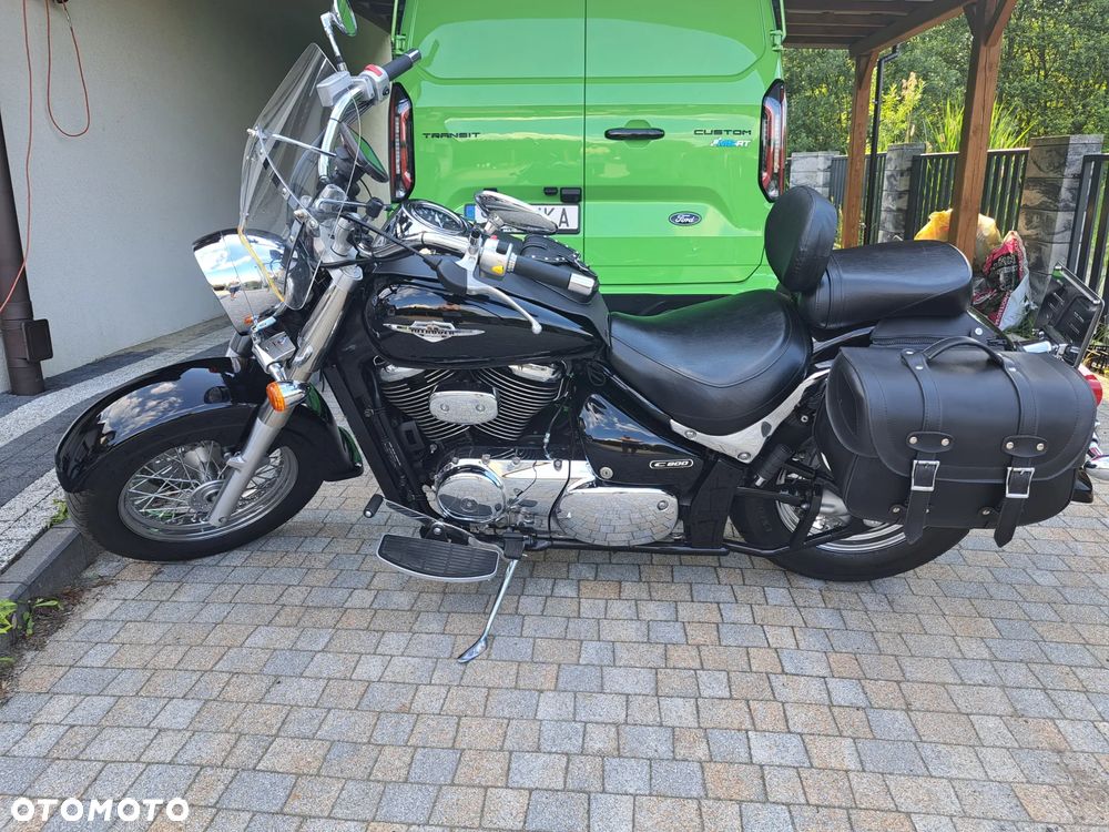 Suzuki Intruder - 16