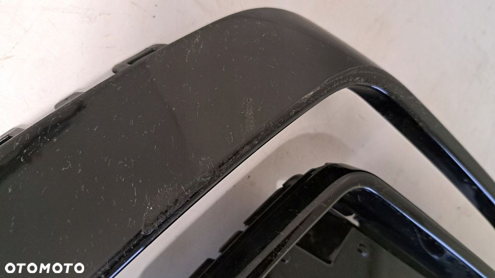 Kratka zderzaka przód prawa VW PAssat B8 LIFT GTE R LINE 19- - 7
