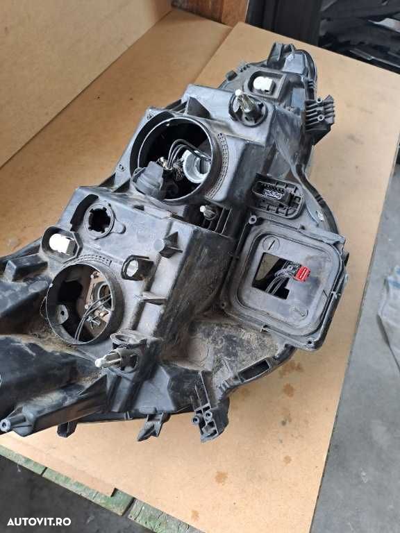 Far stanga Renault Megane 4 original Europa cod 260602792R - 2