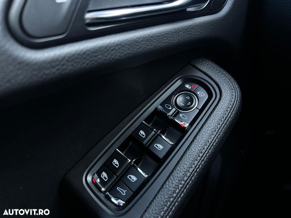 Porsche Macan - 19