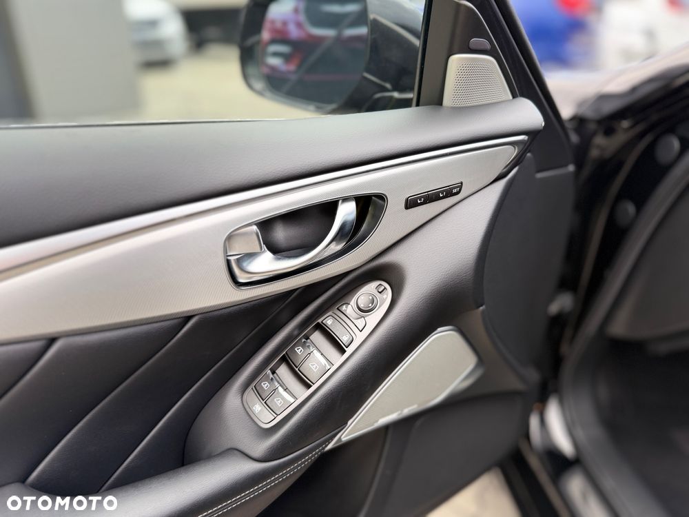 Infiniti Q50 - 14