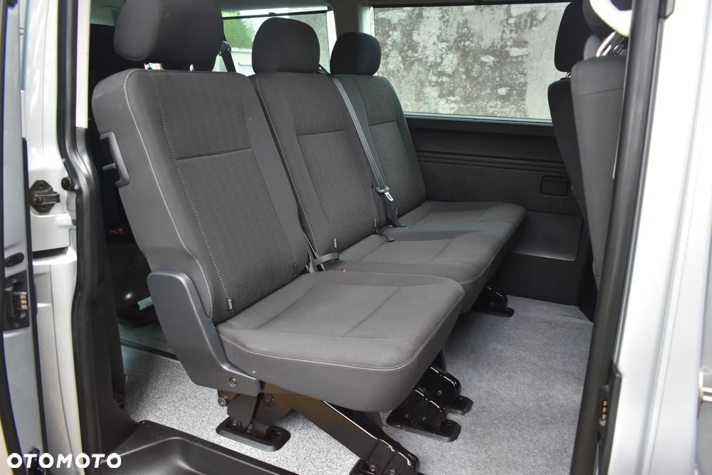 Volkswagen Caravelle 2.0 TDI L2 Comfortline DSG - 15