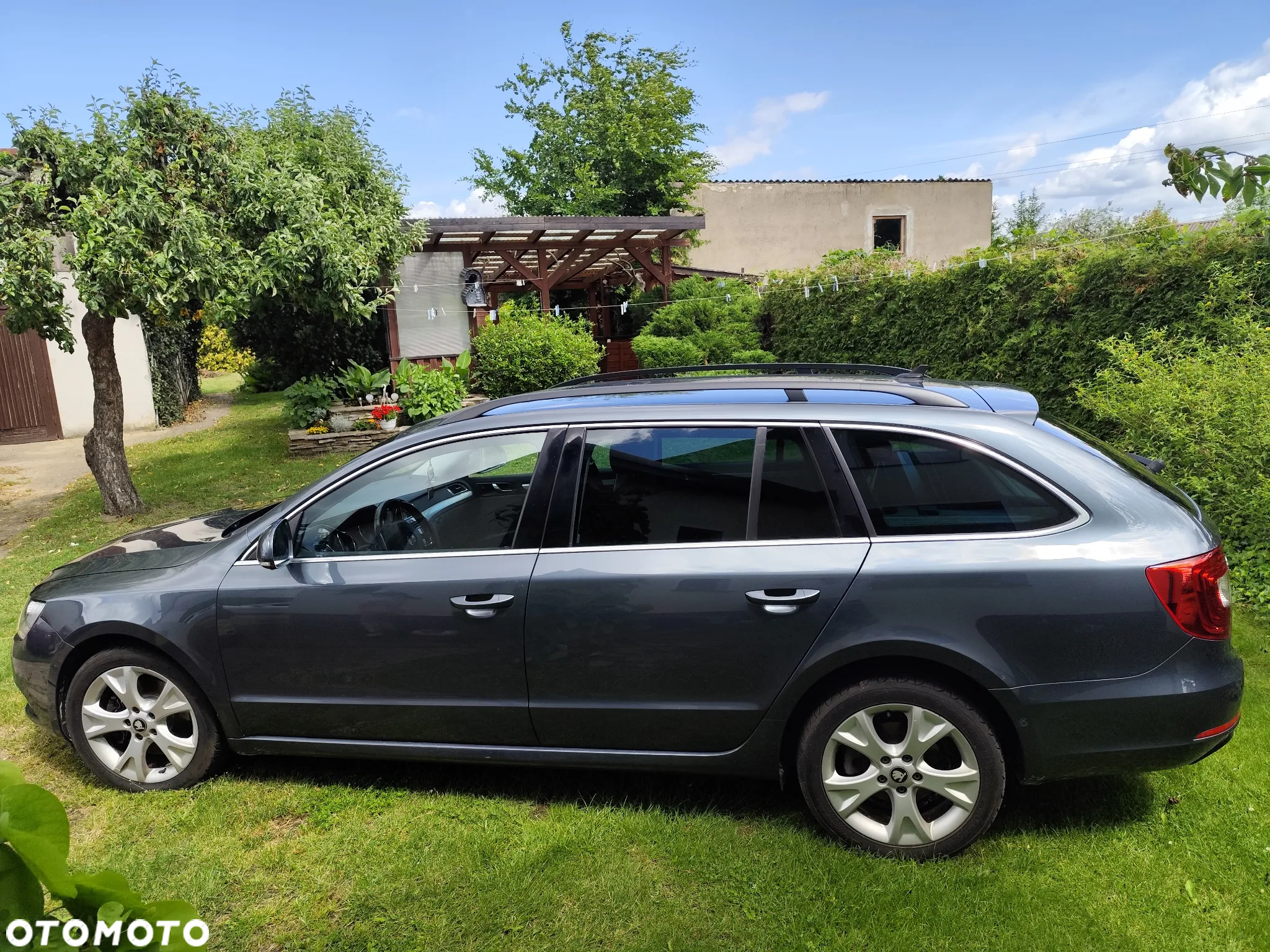 Skoda Superb 2.0 TDI Comfort DSG - 6